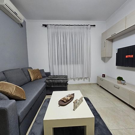 Wanderlust Tirana 2 Apartment Luaran gambar