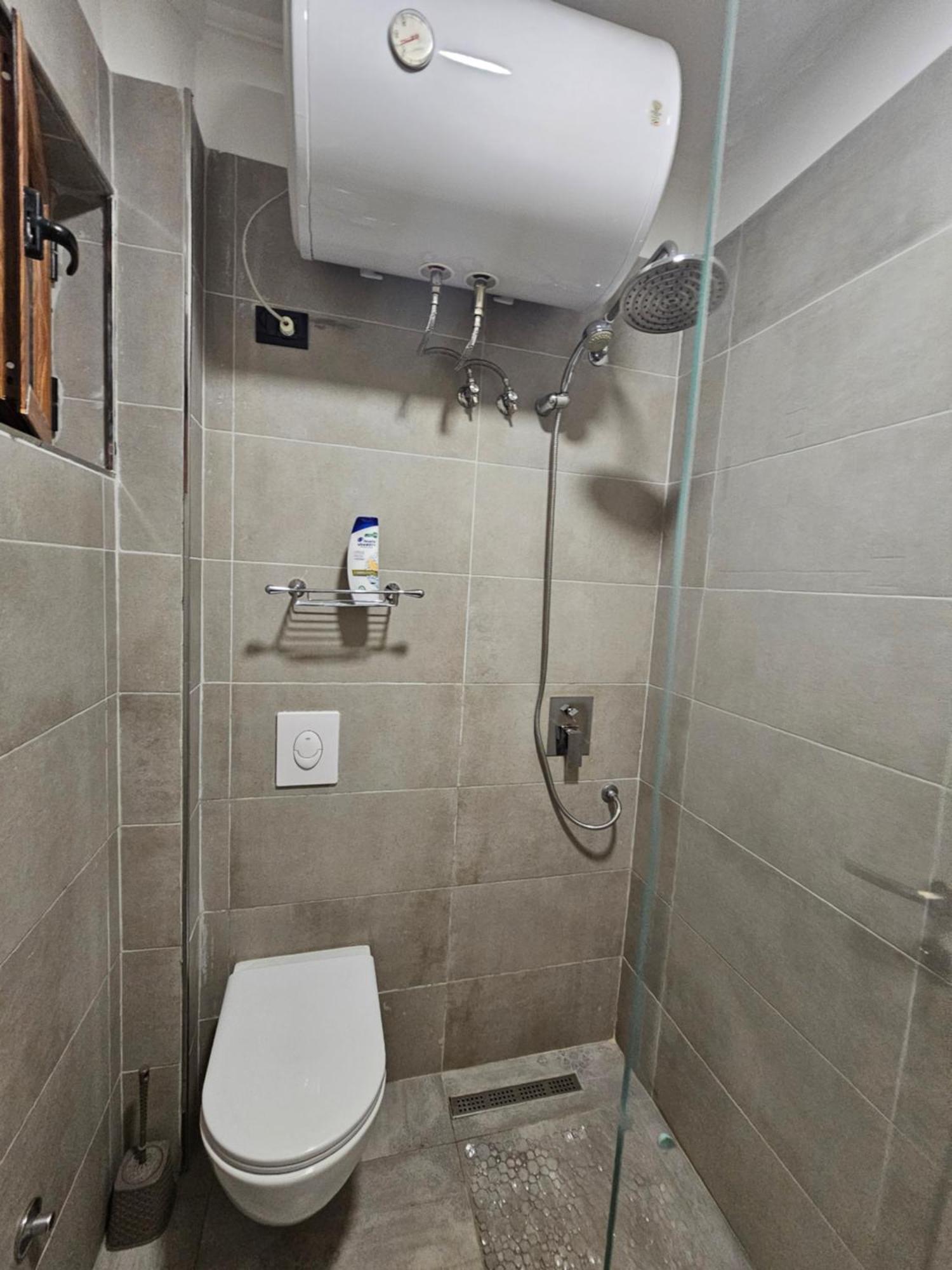 Wanderlust Tirana 2 Apartment Luaran gambar