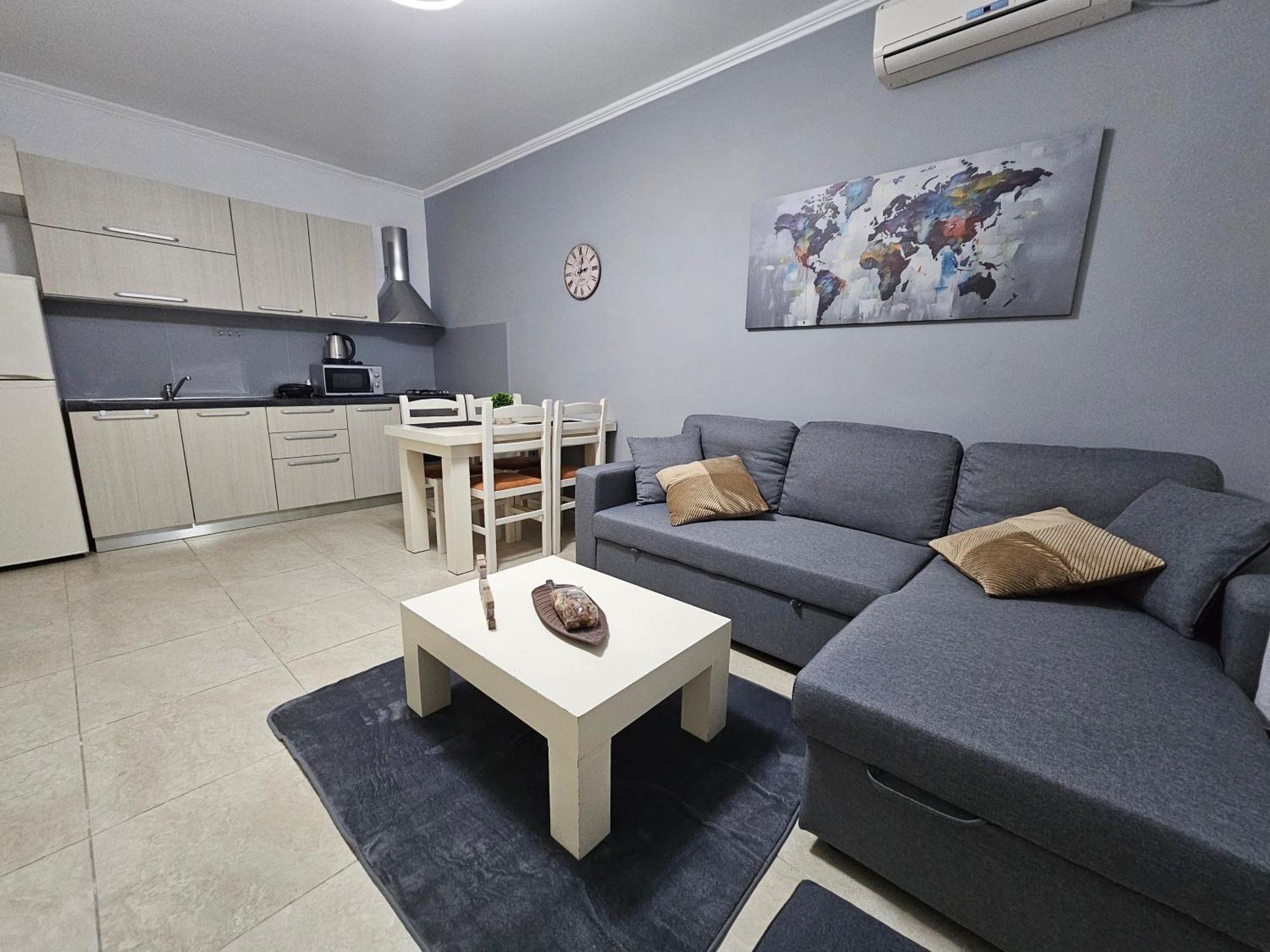 Wanderlust Tirana 2 Apartment Luaran gambar