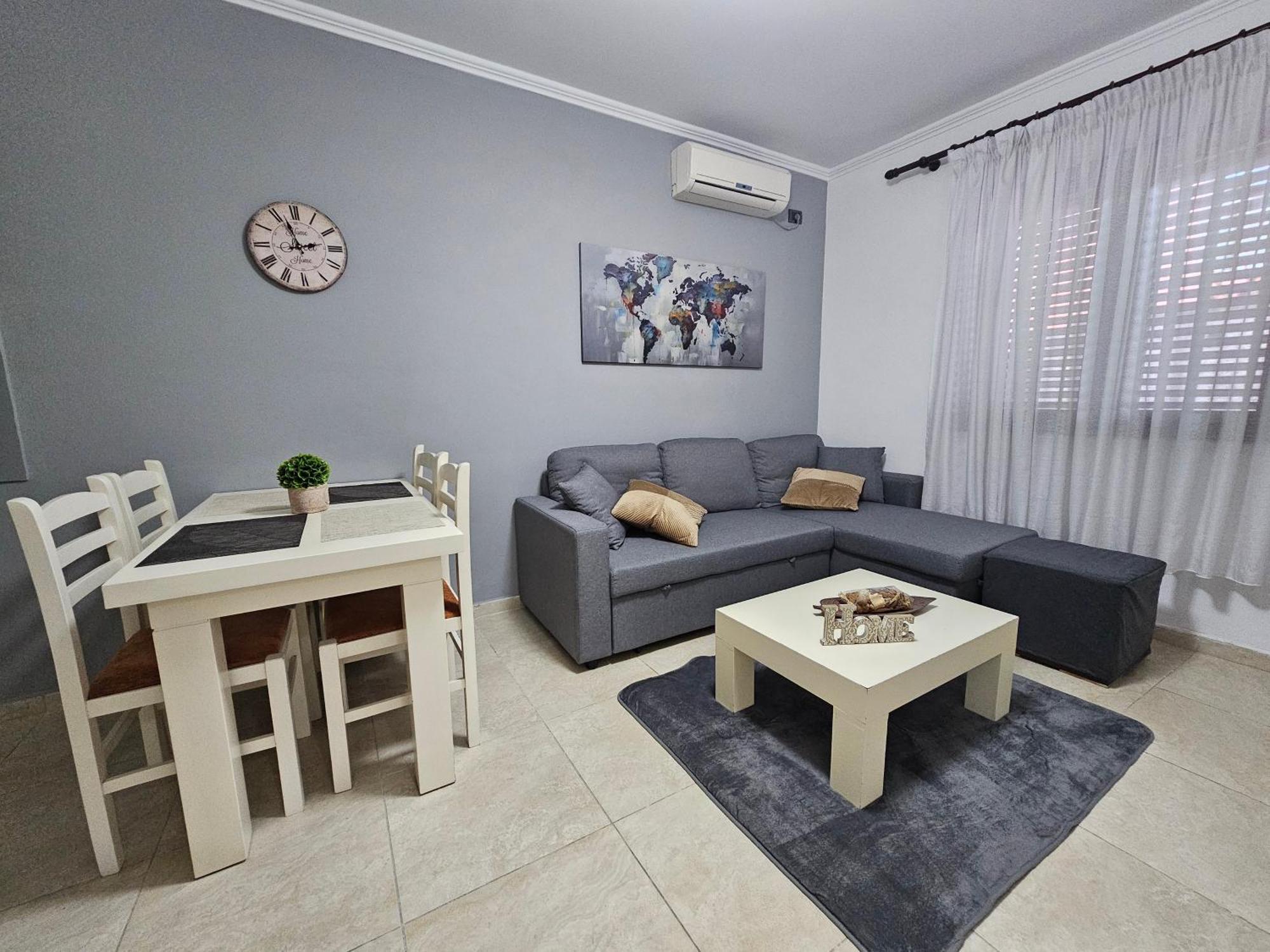 Wanderlust Tirana 2 Apartment Luaran gambar