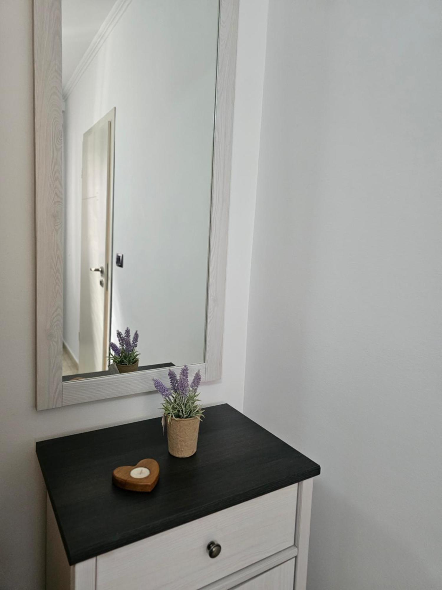 Wanderlust Tirana 2 Apartment Luaran gambar