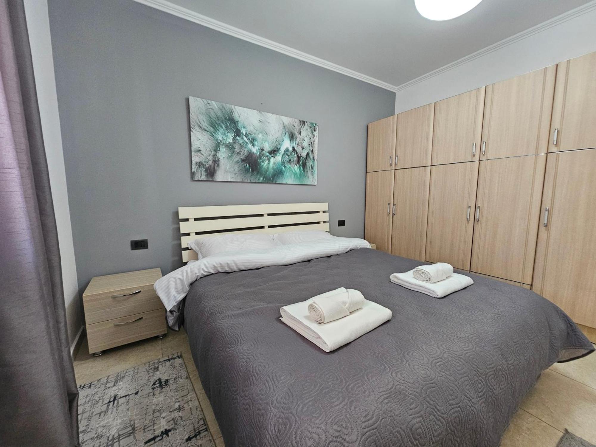 Wanderlust Tirana 2 Apartment Luaran gambar